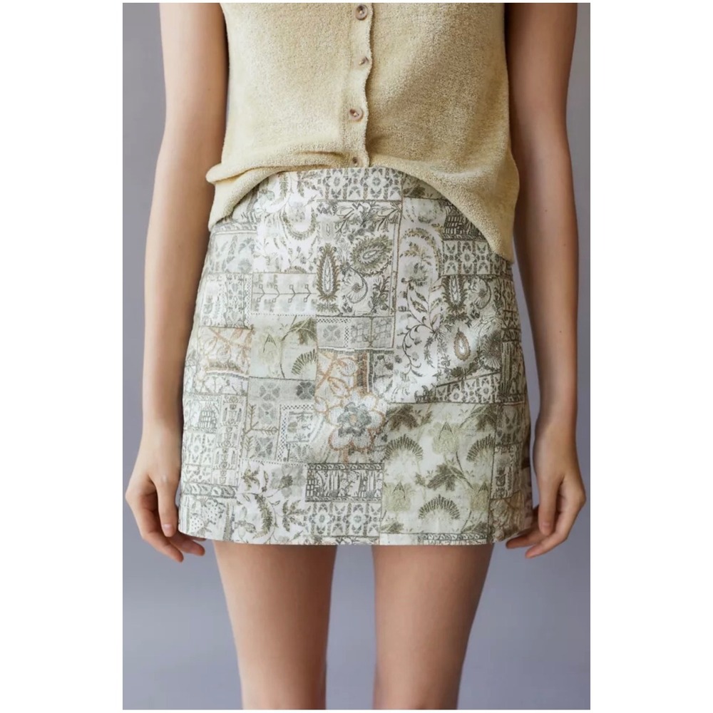 BDG Urban Outfitters Women's M Tapestry Floral Patchwork Mini Skirt Y2K Boho